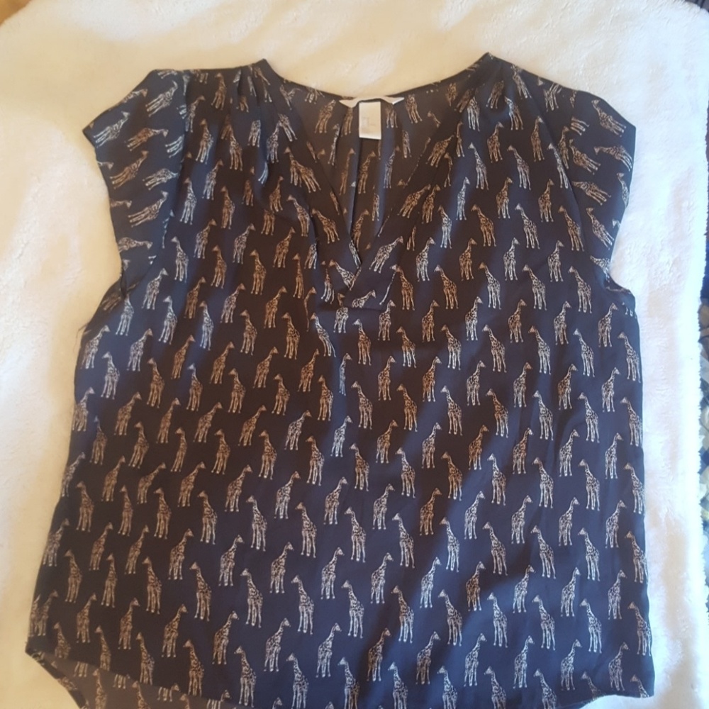 H&M Shortsleeve Blouse Giraffe Print Size 14